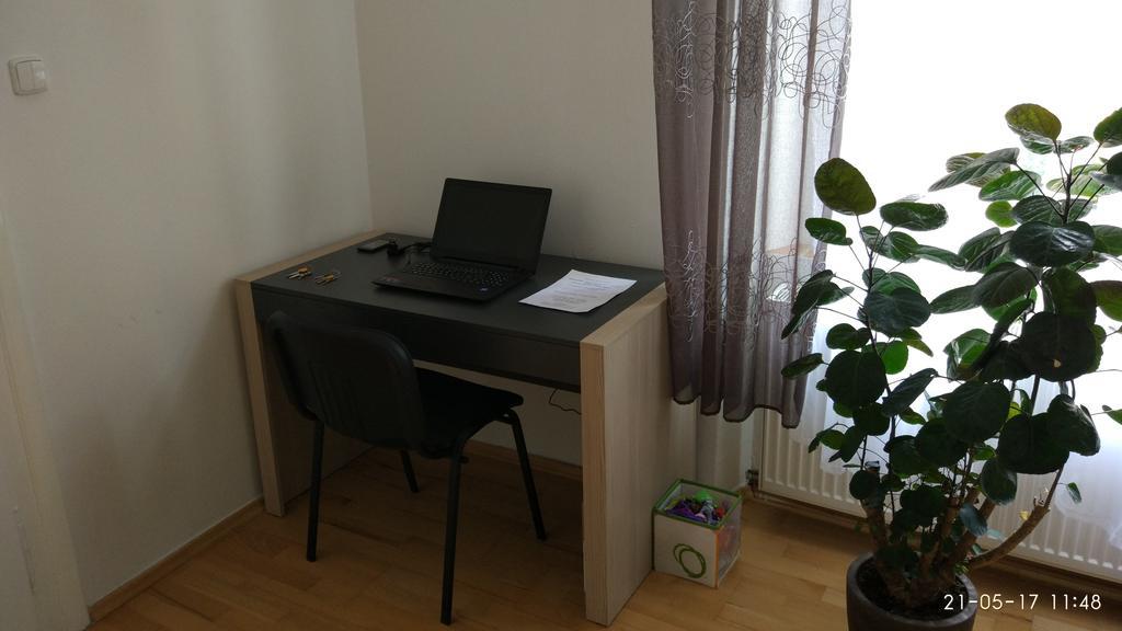 Apartments Tynska 7 Прага Экстерьер фото